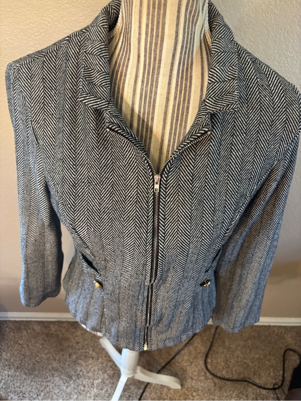 Herringbone Blazer Large SHEIN Black & White Tweed Zip-Front Flap Detail Jacket - Picture 5 of 16